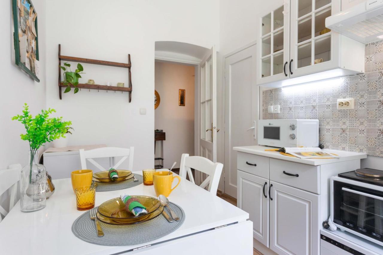 Cozy And Bright 1Bdr Apartment In The City Center! Ζάγκρεμπ Εξωτερικό φωτογραφία